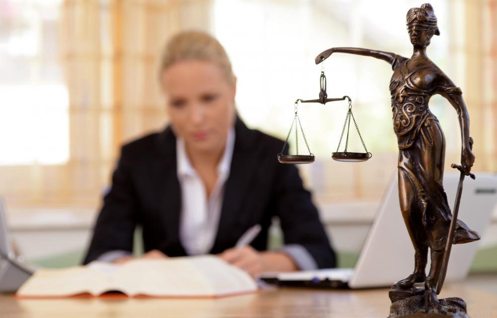 legal-scale-of-justice-statue